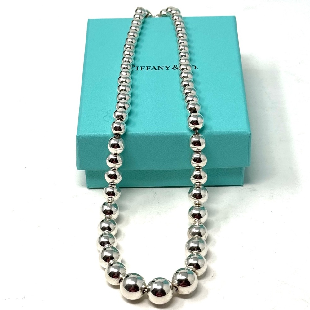 Authentic Tiffany & Co. Graduated Beaded Ball Necklace. - Picture 11 of 14